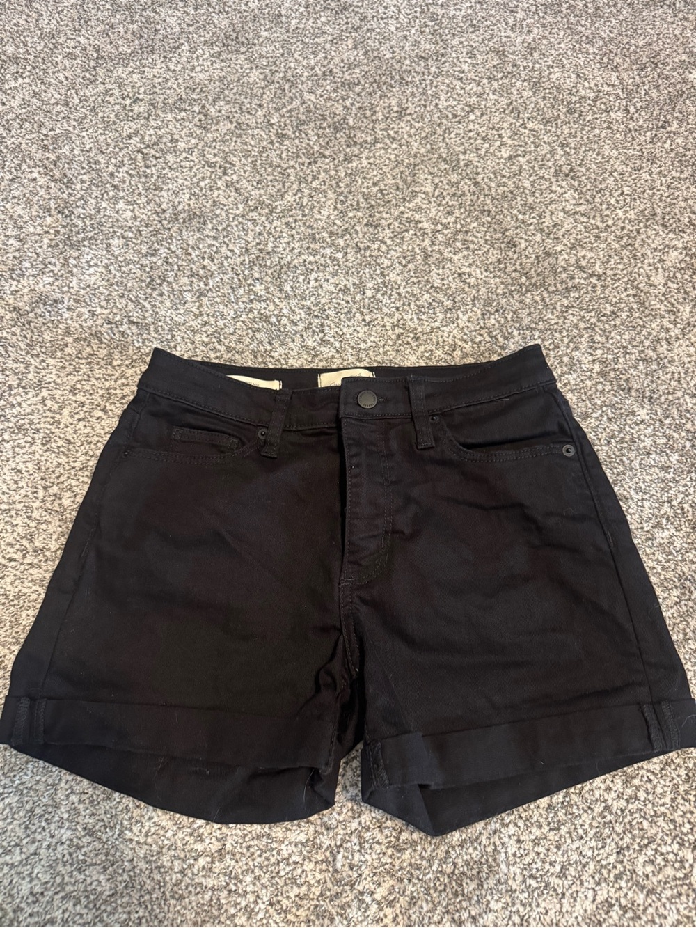 Universal Thread Black Denim Cuffed Jean Shorts NWOT Size 4